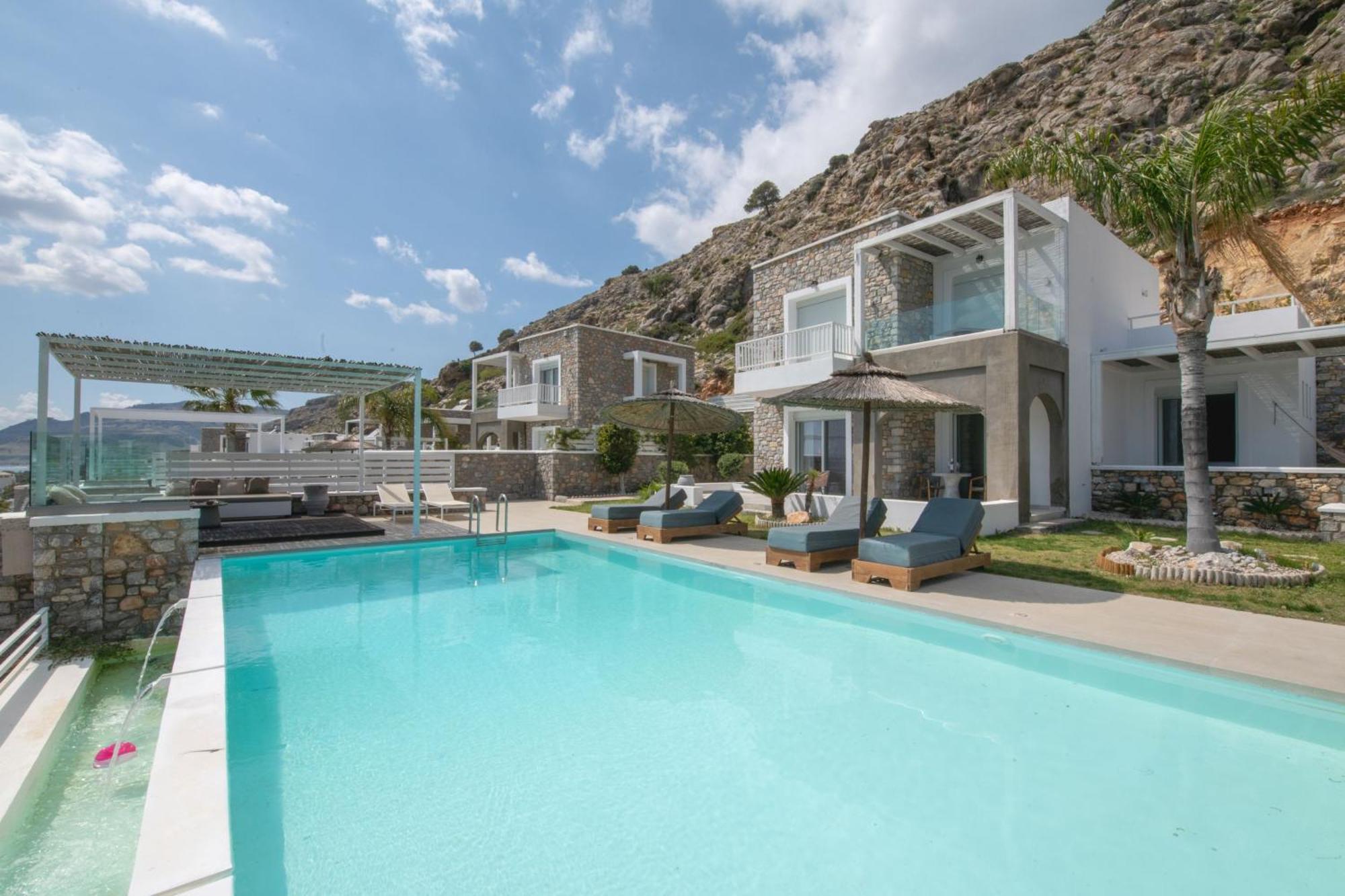 Elements Villa Lardos