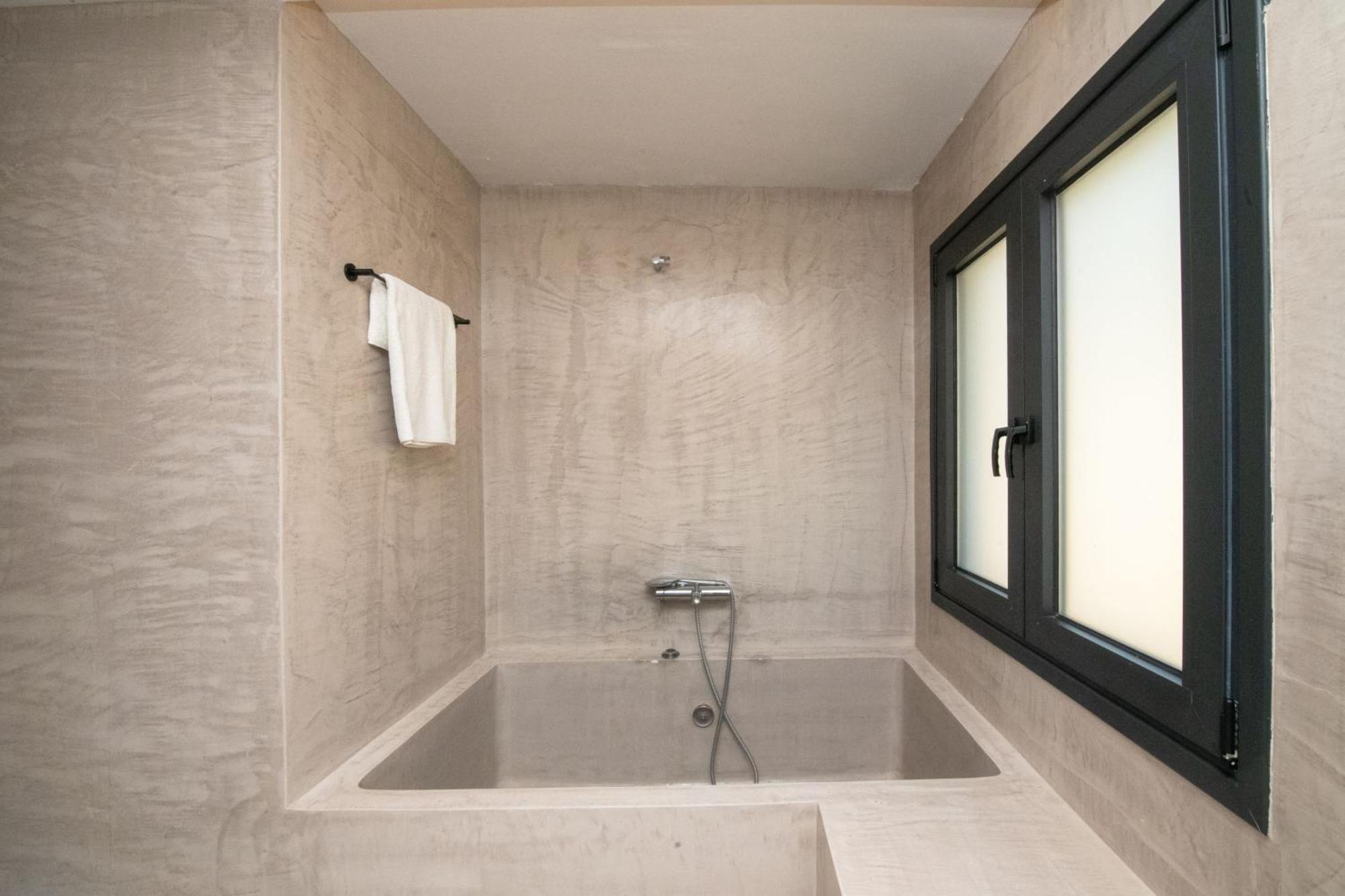 Villa Elements *