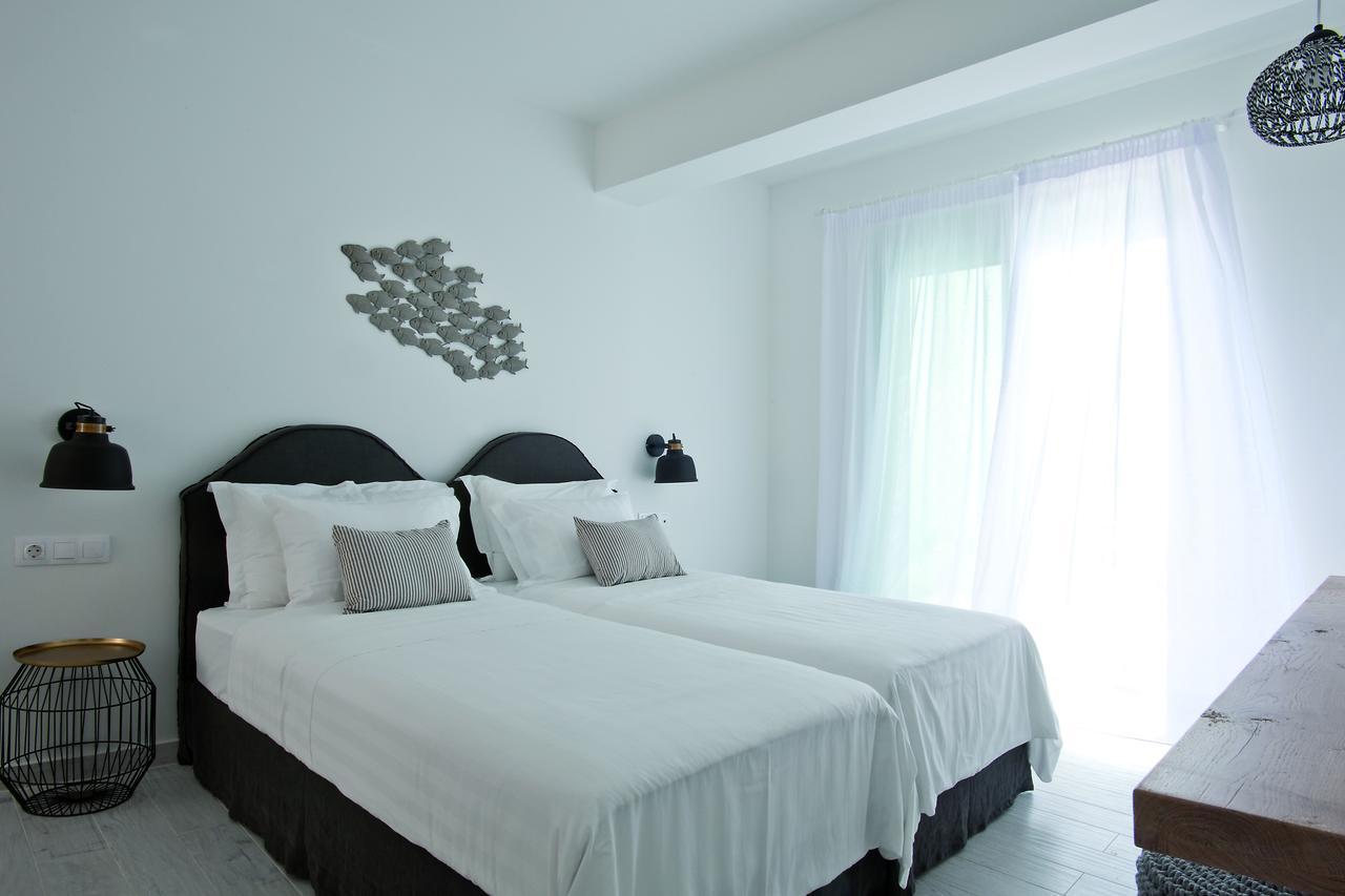 Villa Elements